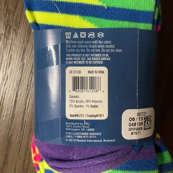 Reebok tall socks bright colors - NWT - Picture 4 of 4